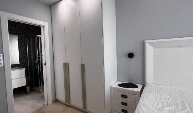 Brukt - Villa -
Orihuela Costa - Costa Blanca