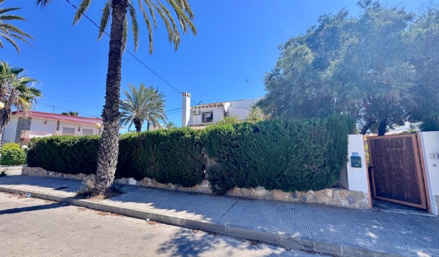 Brukt - Villa -
Orihuela Costa - Costa Blanca