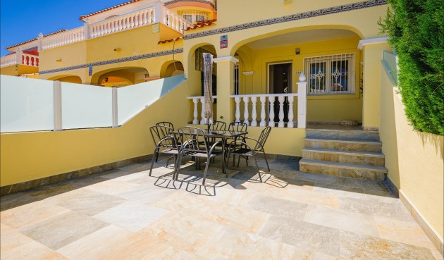Brukt - Town House -
Orihuela Costa - Las Filipinas