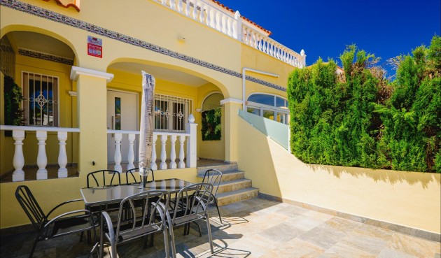 Brukt - Town House -
Orihuela Costa - Las Filipinas