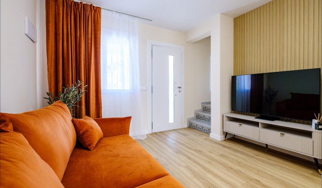 Brukt - Town House -
Orihuela Costa - Las Filipinas