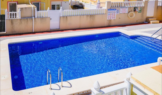 Brukt - Town House -
Orihuela Costa - Las Filipinas