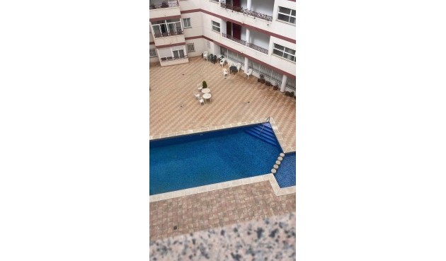 Återförsäljning - Apartment -
Torrevieja - Playa de los Locos