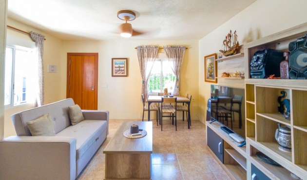 Brukt - Town House -
Torrevieja - Nueva Torrevieja