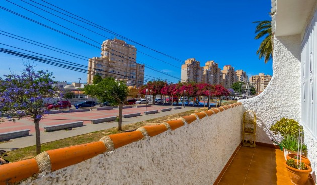 Brukt - Town House -
Torrevieja - Nueva Torrevieja