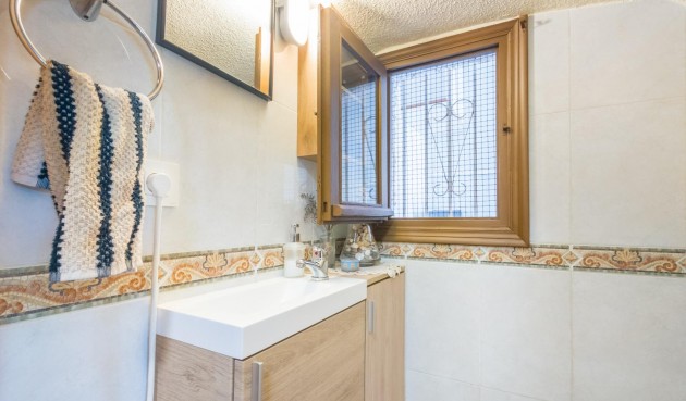 Brukt - Town House -
Torrevieja - Nueva Torrevieja