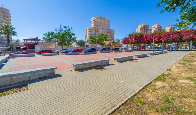 Brukt - Town House -
Torrevieja - Nueva Torrevieja