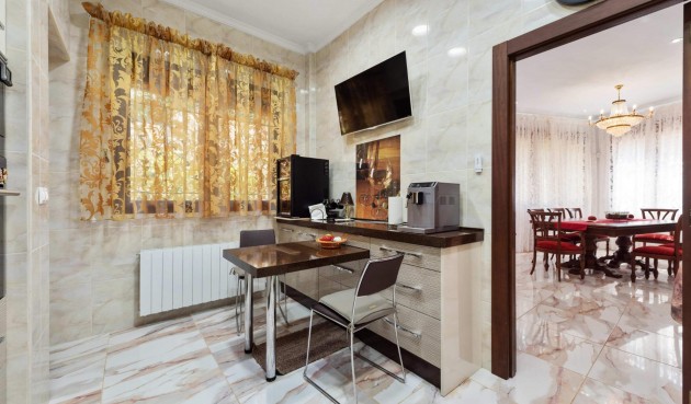 Brukt - Villa -
Orihuela Costa - Costa Blanca