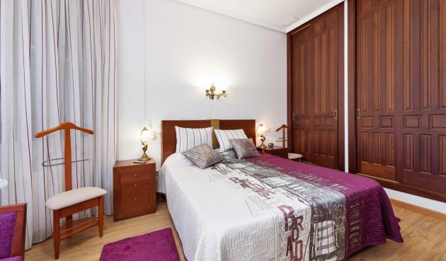 Brukt - Villa -
Orihuela Costa - Costa Blanca