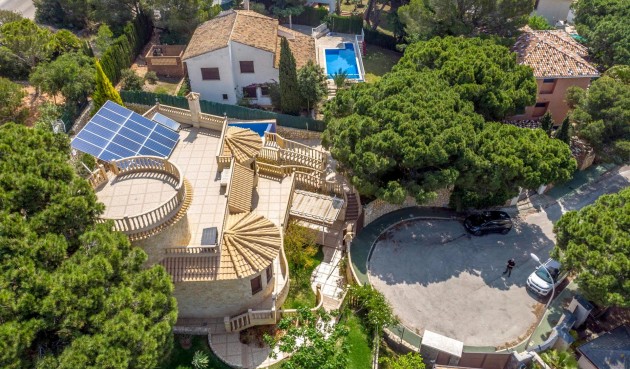 Brukt - Villa -
Orihuela Costa - Costa Blanca