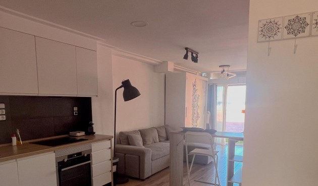 Resale - Apartment -
Torrevieja - La Veleta
