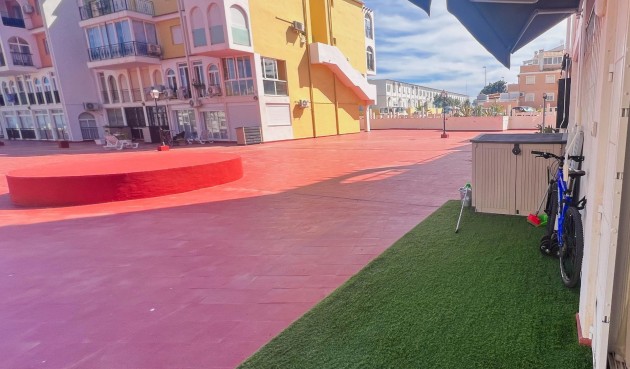Resale - Apartment -
Torrevieja - La Veleta
