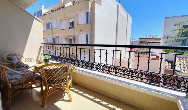 Återförsäljning - Apartment -
Torrevieja - Centro