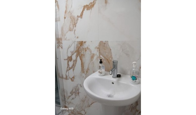 Återförsäljning - Apartment -
Torrevieja - Centro