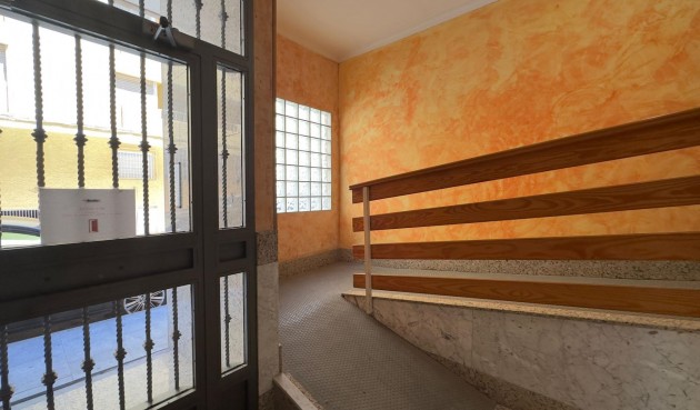 Brukt - Apartment -
Torrevieja - Acequion