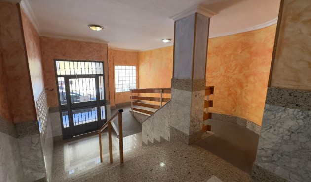 Brukt - Apartment -
Torrevieja - Acequion