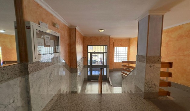 Brukt - Apartment -
Torrevieja - Acequion