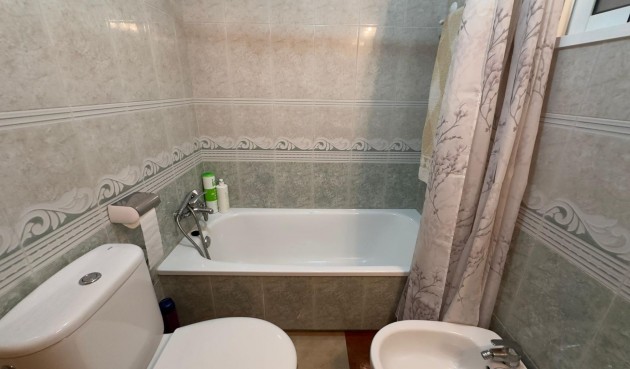 Brukt - Apartment -
Torrevieja - Acequion