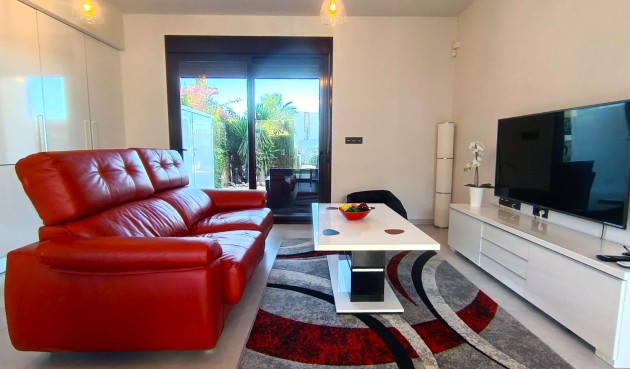 Brukt - Apartment -
Algorfa - Inland