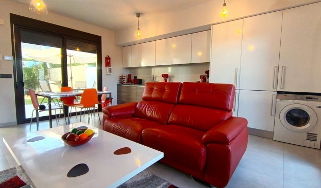 Brukt - Apartment -
Algorfa - Inland