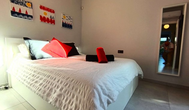 Brukt - Apartment -
Algorfa - Inland