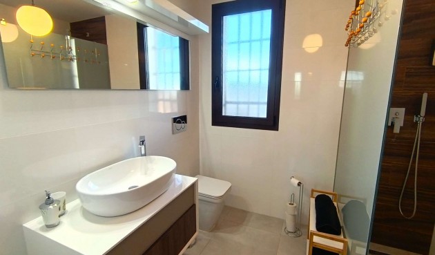 Brukt - Apartment -
Algorfa - Inland