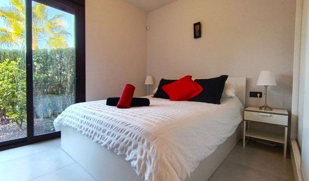 Brukt - Apartment -
Algorfa - Inland
