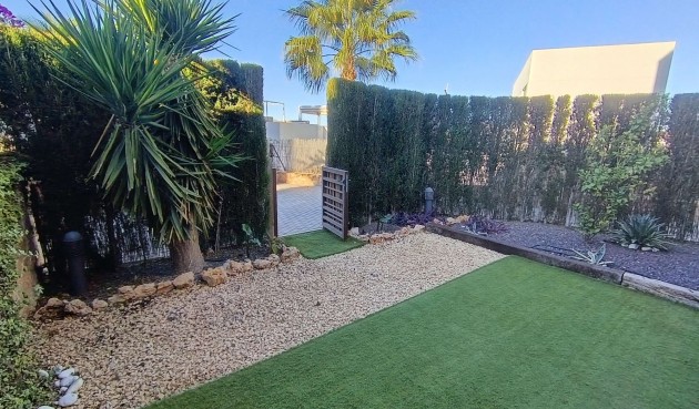 Brukt - Apartment -
Algorfa - Inland