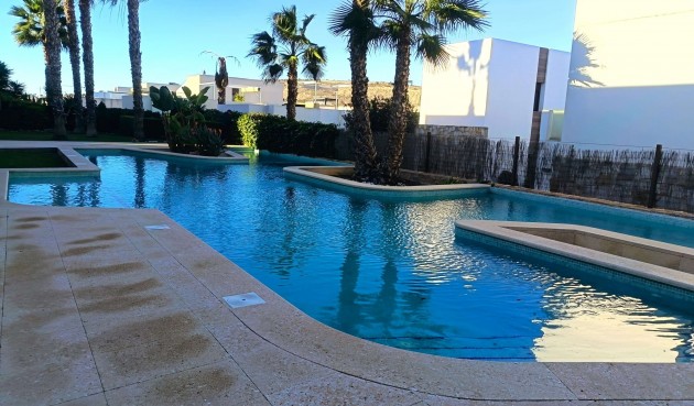 Brukt - Apartment -
Algorfa - Inland