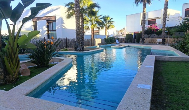 Brukt - Apartment -
Algorfa - Inland