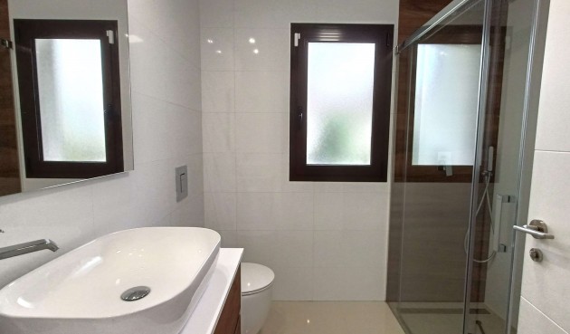 Brukt - Apartment -
Algorfa - Inland