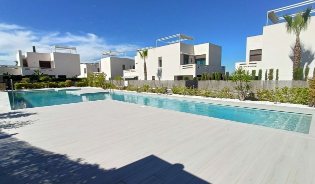 Brukt - Apartment -
Algorfa - Inland