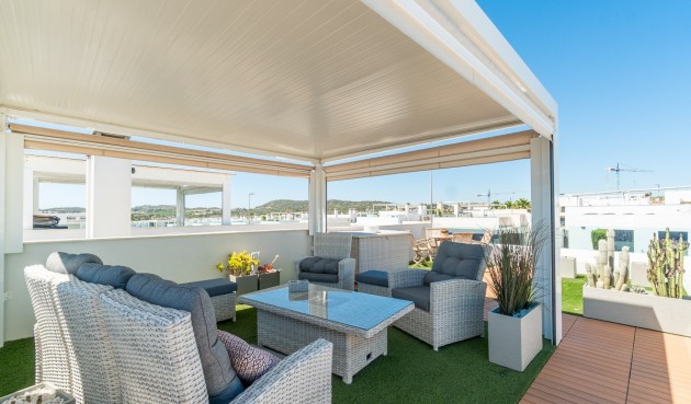 Brukt - Town House -
Vistabella Golf Entre Naranjos - Inland