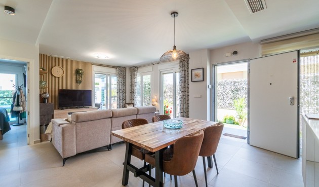 Brukt - Town House -
Vistabella Golf Entre Naranjos - Inland