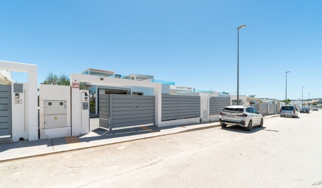 Brukt - Town House -
Vistabella Golf Entre Naranjos - Inland