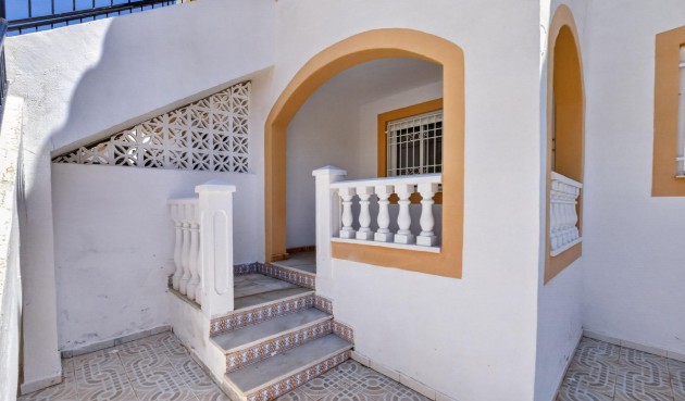 Brukt - Apartment -
Torrevieja - El Limonar