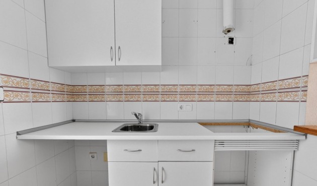 Brukt - Apartment -
Torrevieja - El Limonar