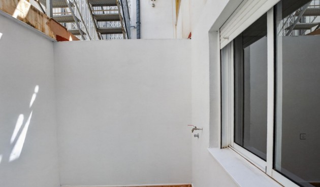 Brukt - Apartment -
Torrevieja - El Limonar