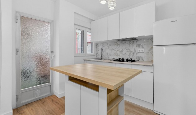 Brukt - Apartment -
Torrevieja - Centro
