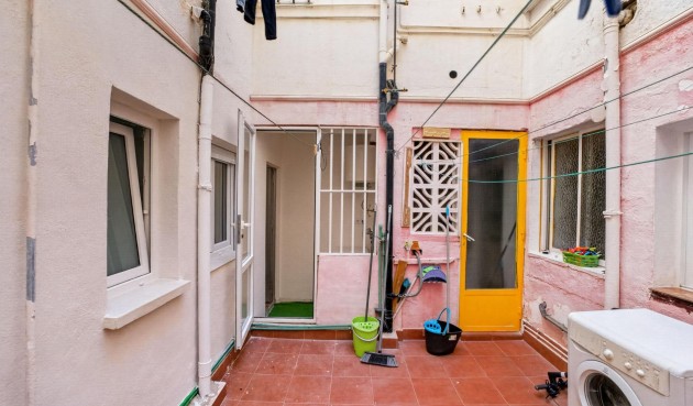 Brukt - Apartment -
Torrevieja - Centro