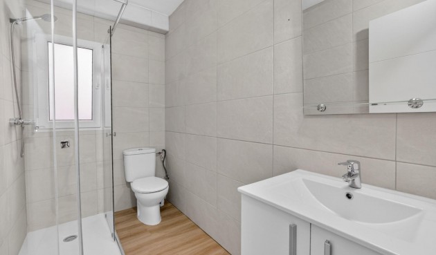 Brukt - Apartment -
Torrevieja - Centro