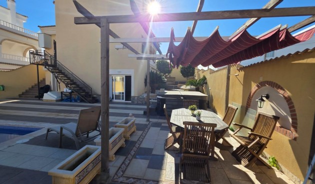Brukt - Villa -
Orihuela Costa - Villamartín-las Filipinas