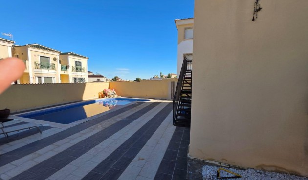 Brukt - Villa -
Orihuela Costa - Villamartín-las Filipinas
