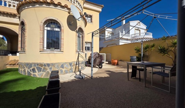 Brukt - Villa -
Orihuela Costa - Villamartín-las Filipinas