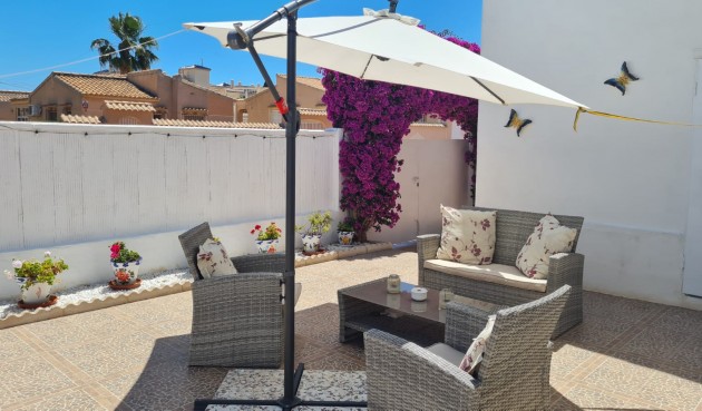 Brukt - Villa -
Orihuela Costa - Costa Blanca