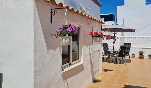 Brukt - Villa -
Orihuela Costa - Costa Blanca