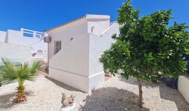 Brukt - Villa -
Orihuela Costa - Costa Blanca