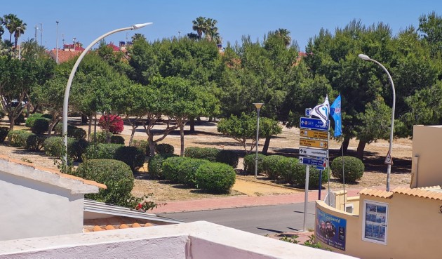 Brukt - Villa -
Orihuela Costa - Costa Blanca