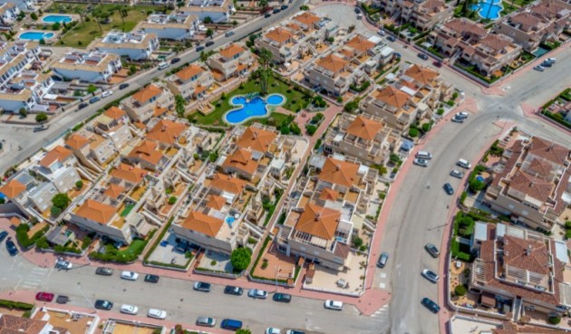 Brukt - Bungalow -
Orihuela - Inland