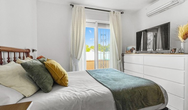 Brukt - Town House -
Torrevieja - Costa Blanca